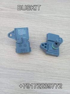 Датчик надува воздуха J5700-3823140A J57003823140A датчик давления и температуры воздуха в впускном коллекторе двс Ючай Yuchai YUCHAI датчик воздушный на автобус Lotos Лотос 206