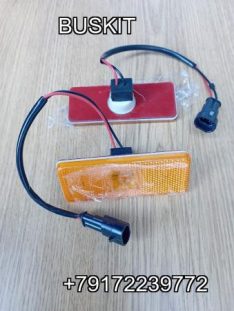 Фонарь габаритов боковой фонарь габаритный габарит Хайгер Хагер HIGER 6119 6129 6122 6109 111*43 LED 42*111 по центрам болтов 80 мм 37V5S-15010-PCT 37V5S15010PCT 3716-00245 371600245 Ютонг Yutong крепление липучка